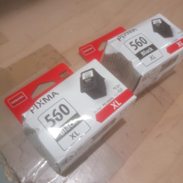 C.t. CANON PG560XL: TS5350 TS5351 TS5352 negro **envase dañado, interior en perfecto estado**